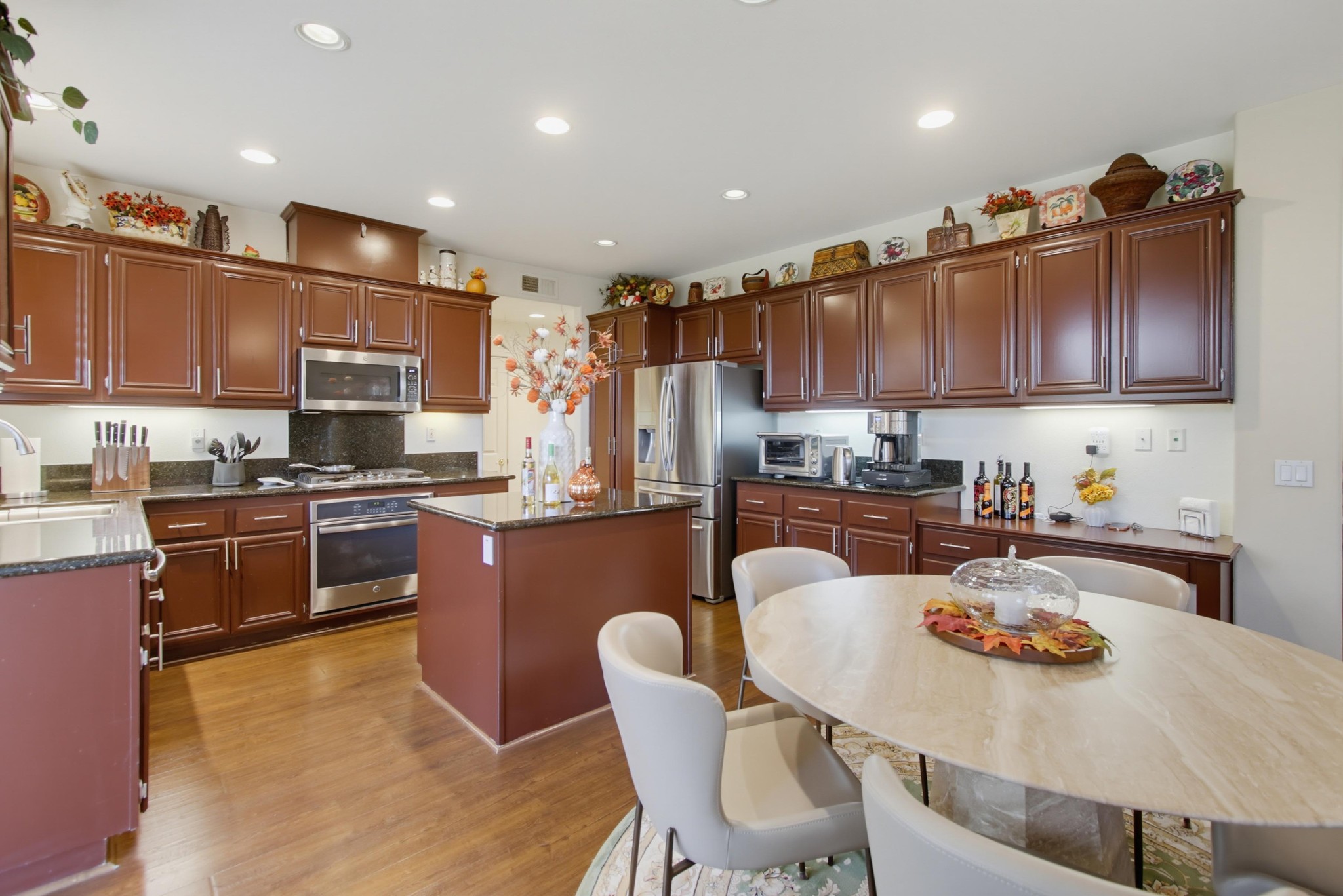 Virtual tour photo 17 of 60 for 4829 Sea Water Ln