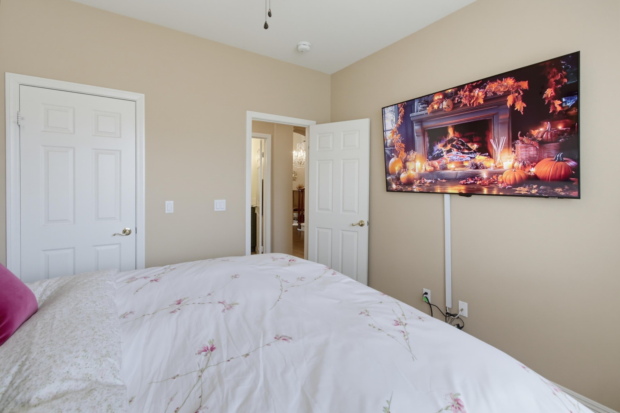 Virtual tour photo 24 of 60 for 4829 Sea Water Ln