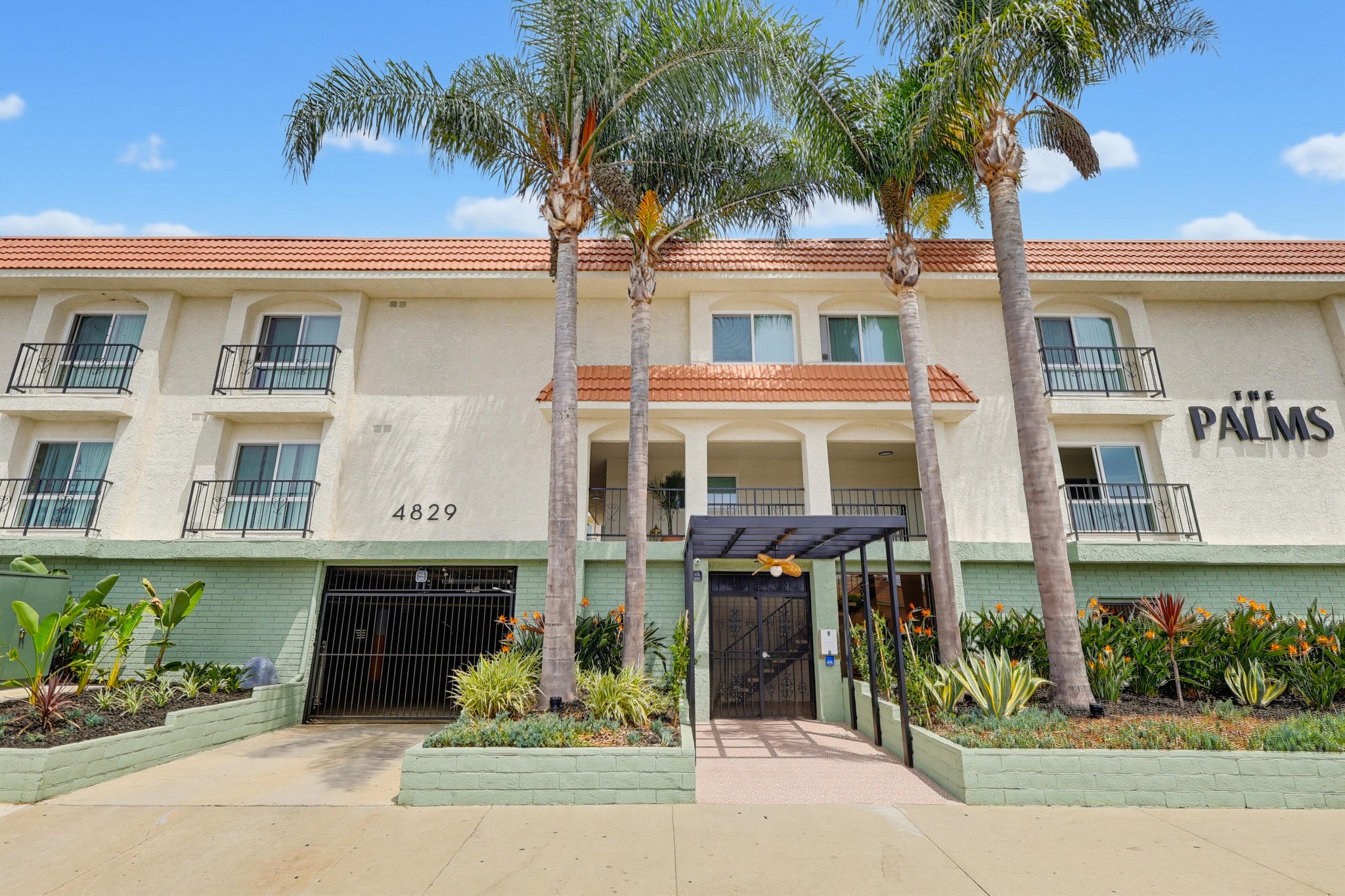 Virtual tour photo 5 of 76 for 4829 W 120th St