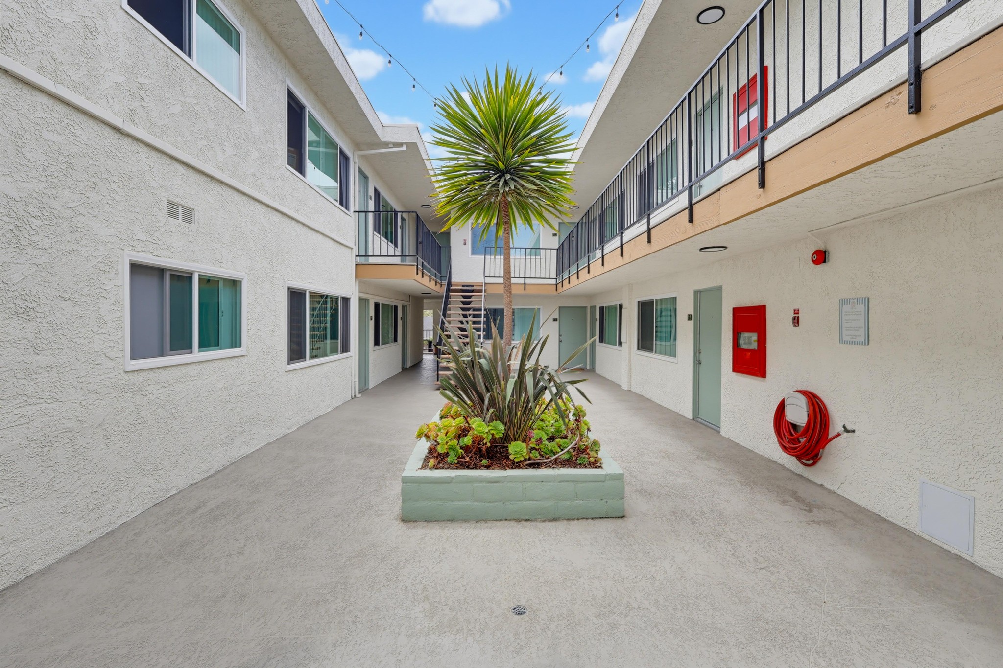 Virtual tour photo 27 of 76 for 4829 W 120th St