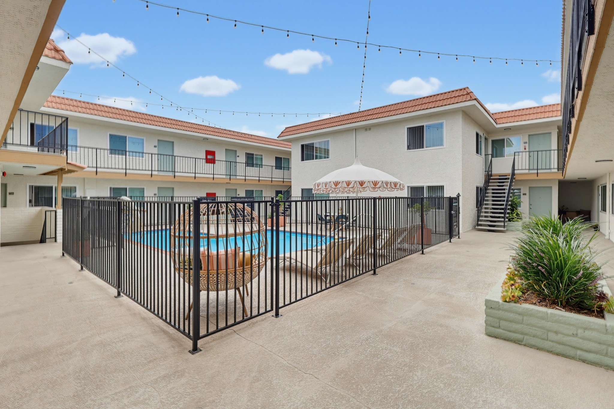 Virtual tour photo 38 of 76 for 4829 W 120th St