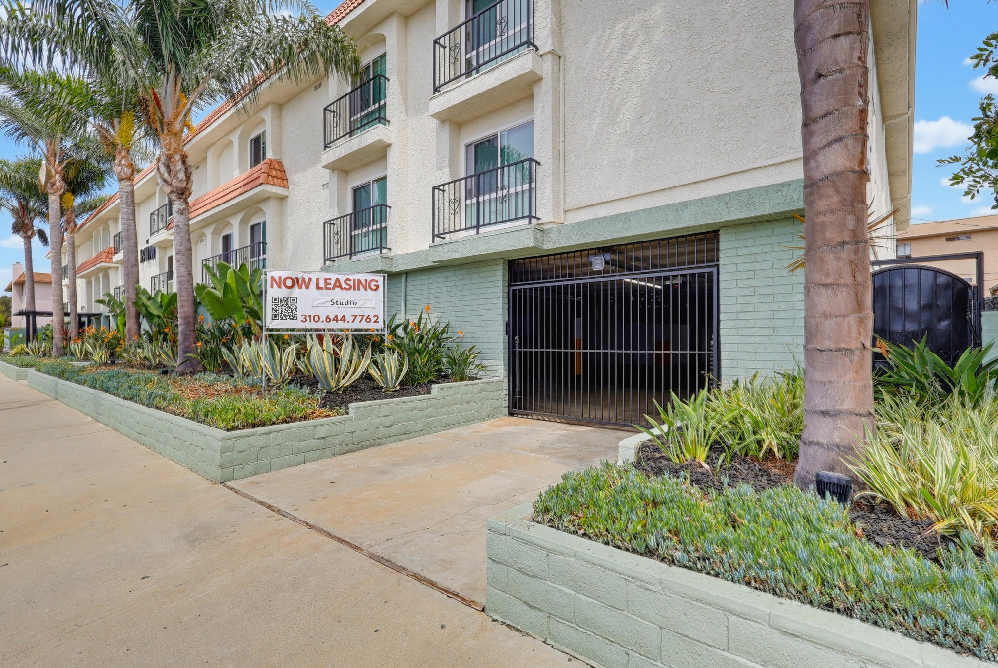 Virtual tour photo 74 of 76 for 4829 W 120th St