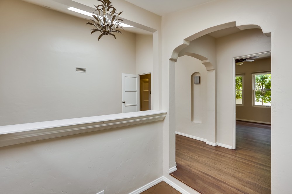 Virtual tour photo 10 of 50 for 4830 Sussex Drive