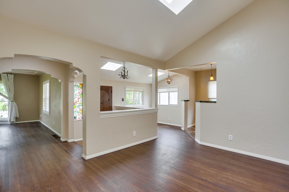 Virtual tour photo 12 of 50 for 4830 Sussex Drive