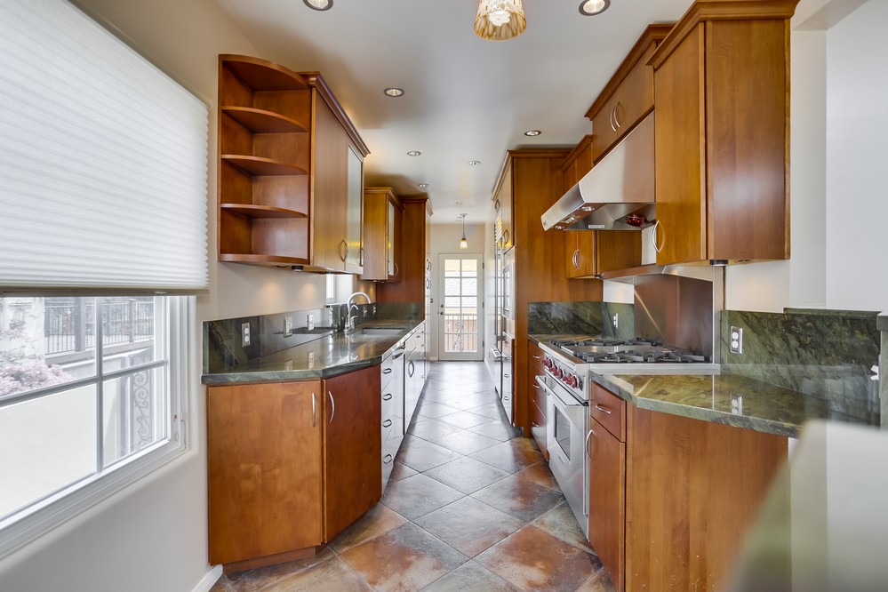 Virtual tour photo 18 of 50 for 4830 Sussex Drive