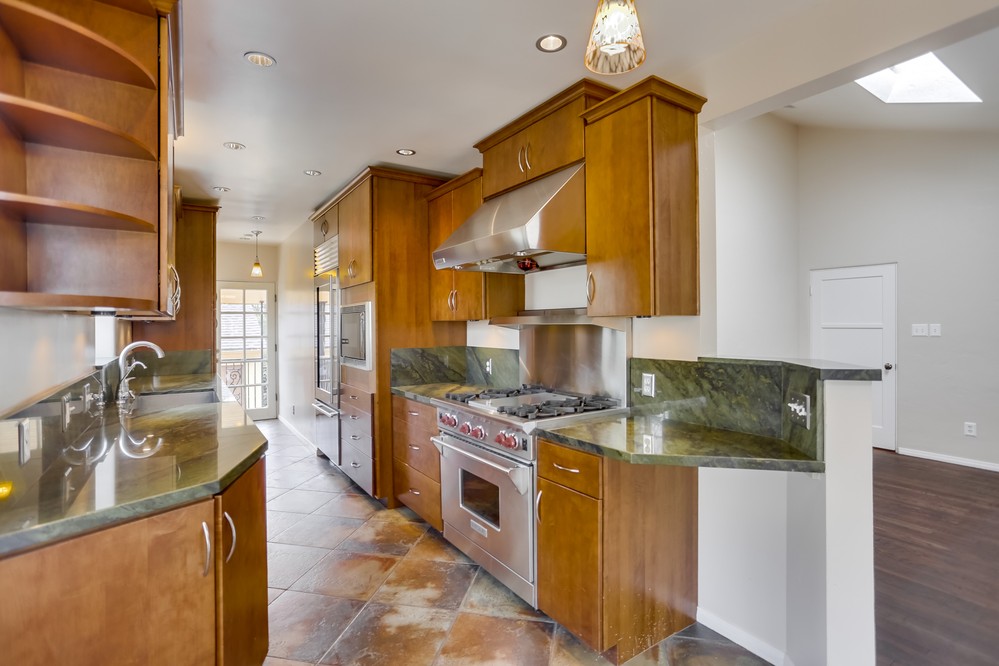 Virtual tour photo 19 of 50 for 4830 Sussex Drive