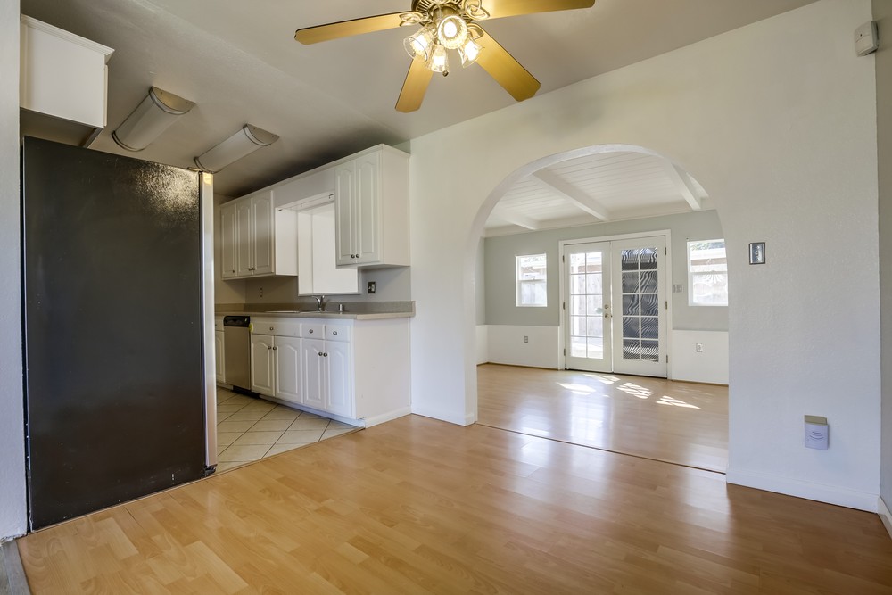 Virtual tour photo 11 of 42 for 4831 Conrad Ave