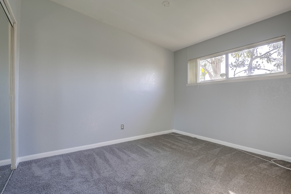 Virtual tour photo 33 of 42 for 4831 Conrad Ave