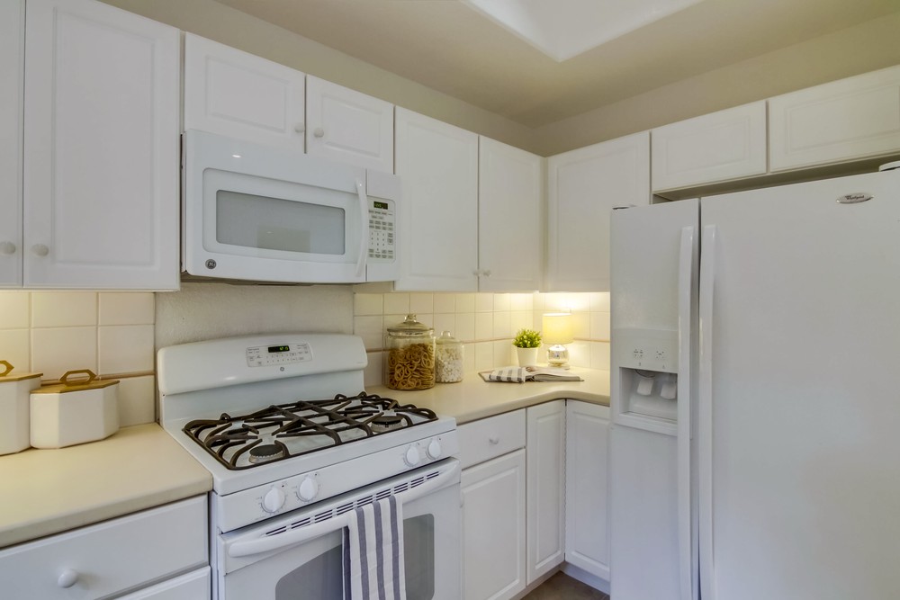 Virtual tour photo 21 of 34 for 4832 Bermuda Ave