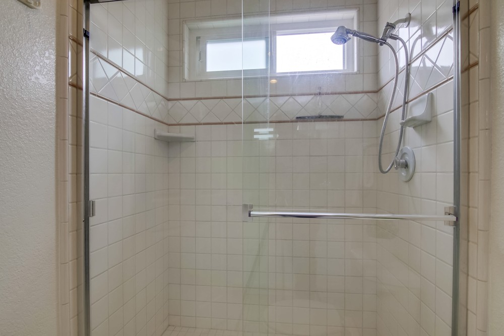 Virtual tour photo 28 of 34 for 4832 Bermuda Ave