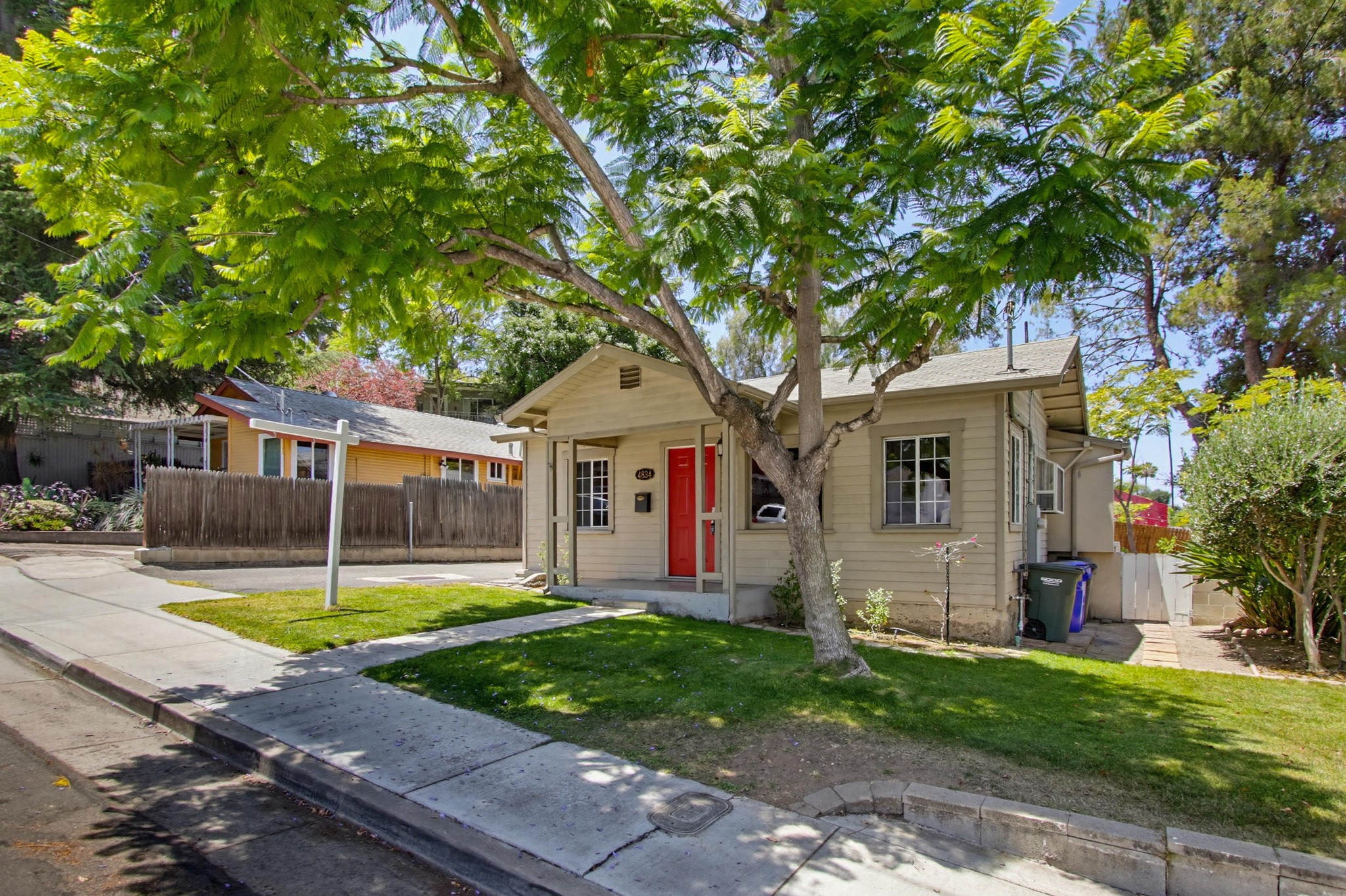 Virtual tour photo 3 of 45 for 4834 Schuyler Ave