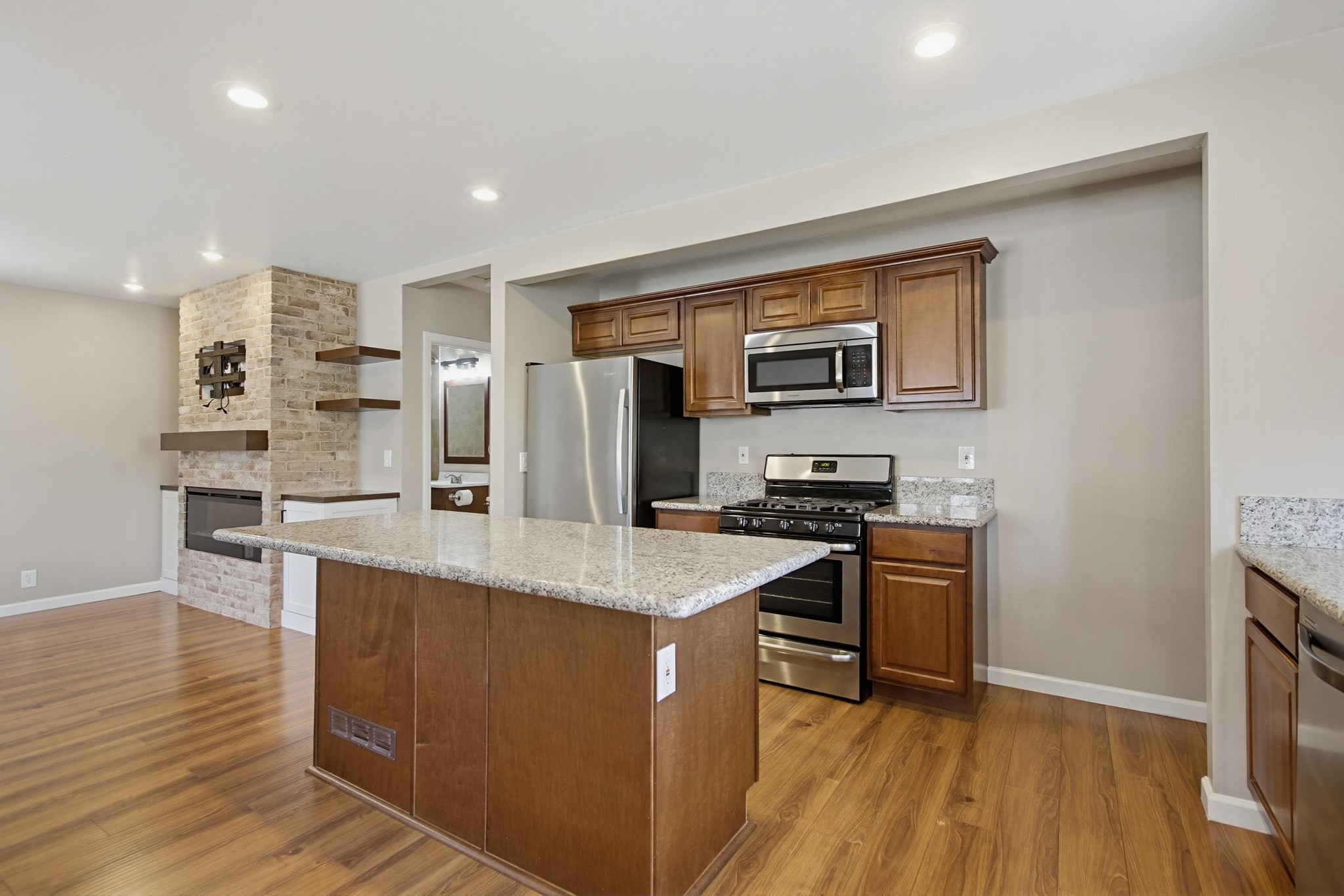 Virtual tour photo 13 of 45 for 4834 Schuyler Ave