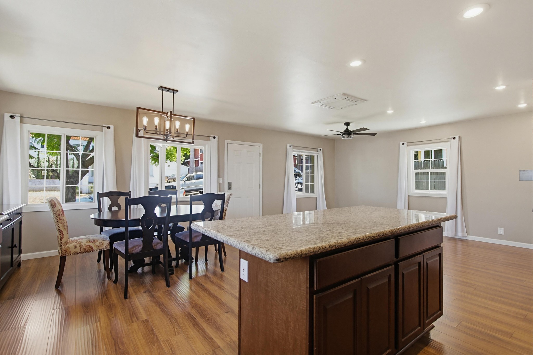Virtual tour photo 14 of 45 for 4834 Schuyler Ave