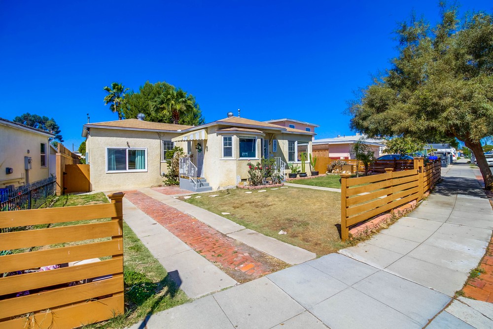 Virtual tour photo 1 of 60 for 4837 Castle Ave