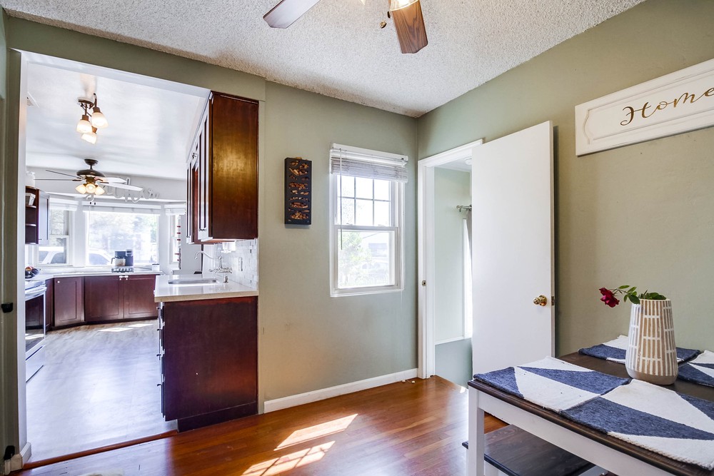 Virtual tour photo 25 of 60 for 4837 Castle Ave