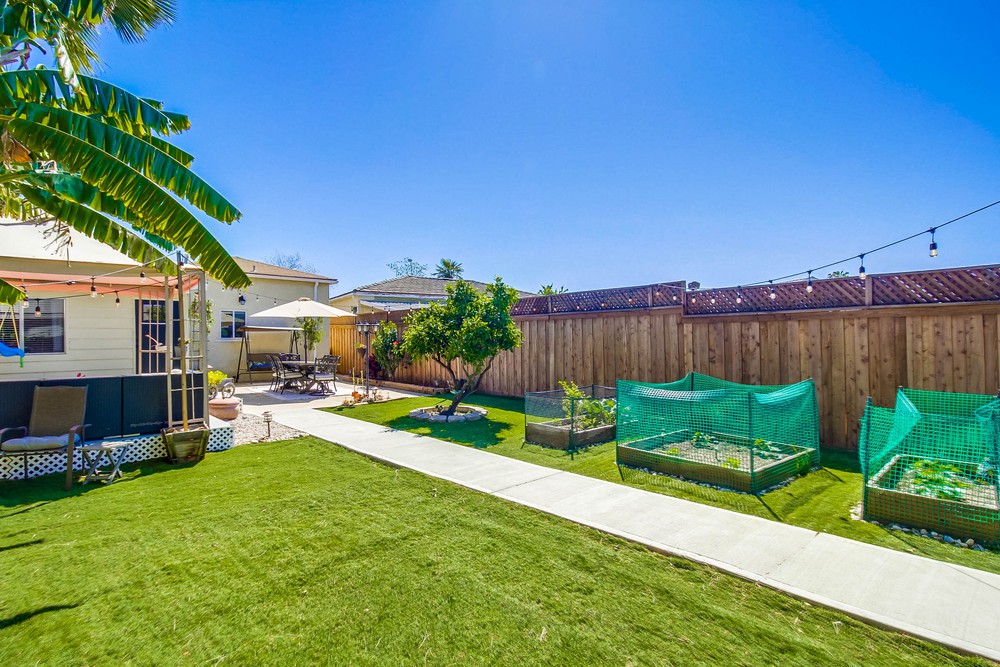 Virtual tour photo 51 of 60 for 4837 Castle Ave