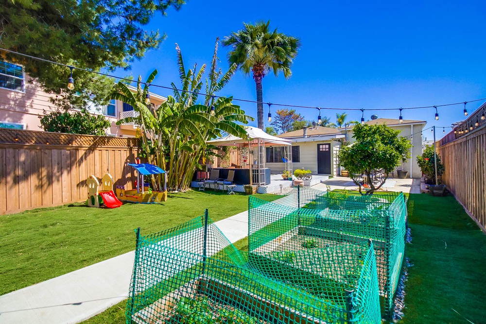 Virtual tour photo 53 of 60 for 4837 Castle Ave