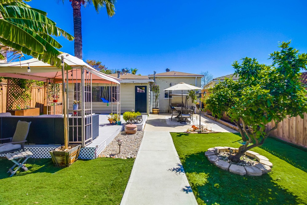 Virtual tour photo 54 of 60 for 4837 Castle Ave