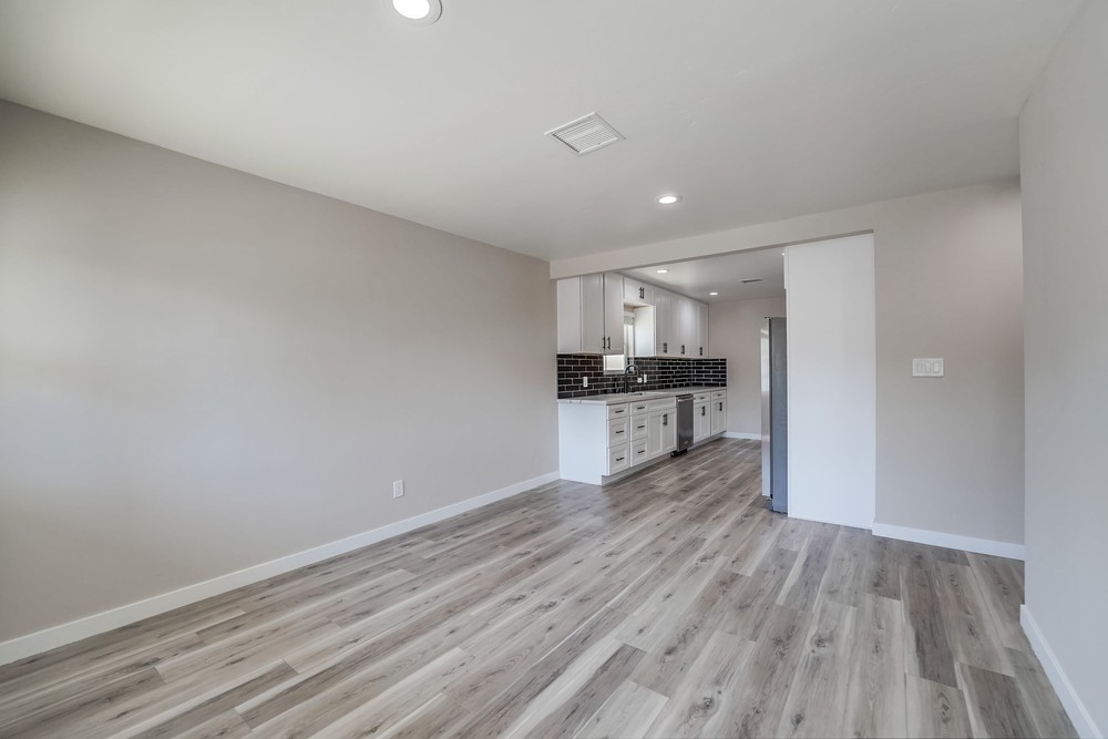 Virtual tour photo 6 of 42 for 4840 Curry Dr