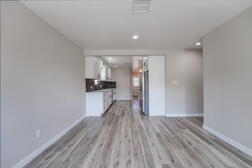 Virtual tour photo 7 of 42 for 4840 Curry Dr