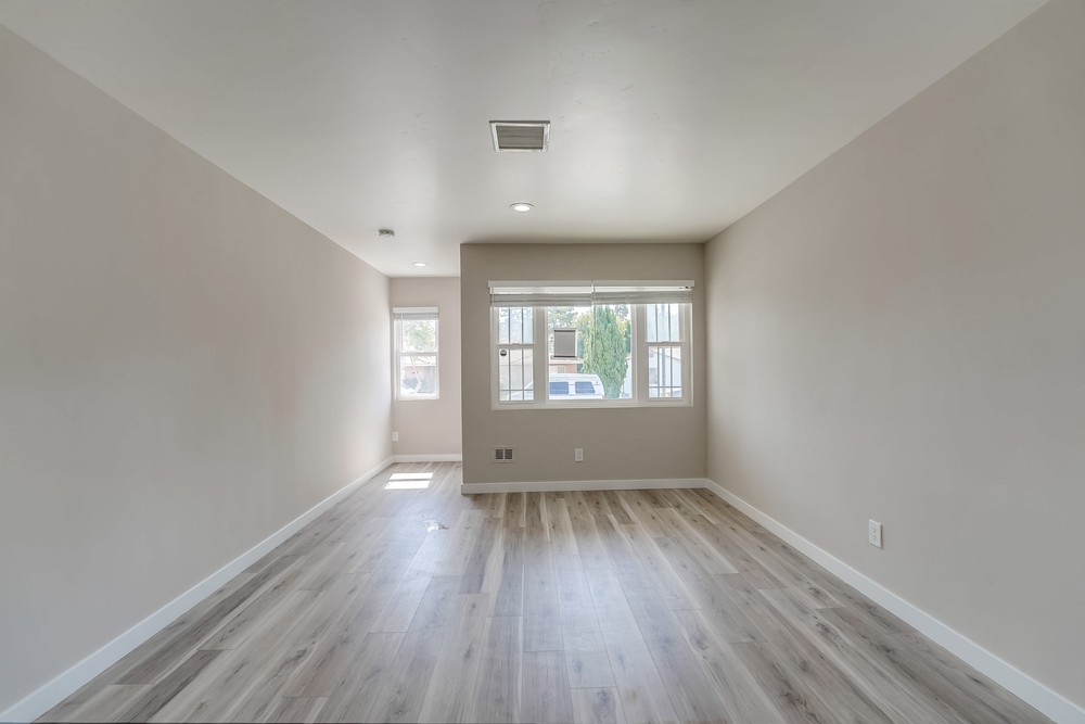 Virtual tour photo 10 of 42 for 4840 Curry Dr