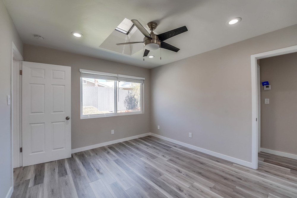 Virtual tour photo 35 of 42 for 4840 Curry Dr
