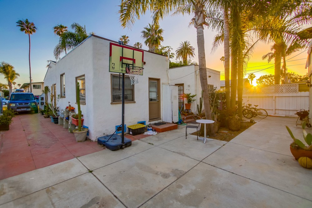 Virtual tour photo 31 of 60 for 4840 Saratoga Ave