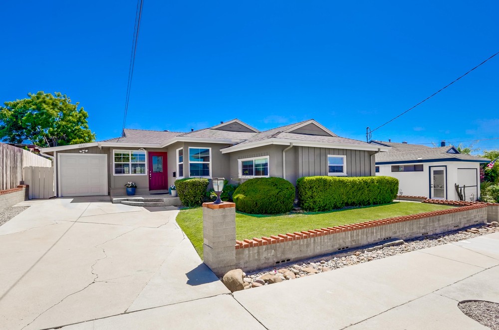 Virtual tour photo 5 of 38 for 4841 Orcutt Ave