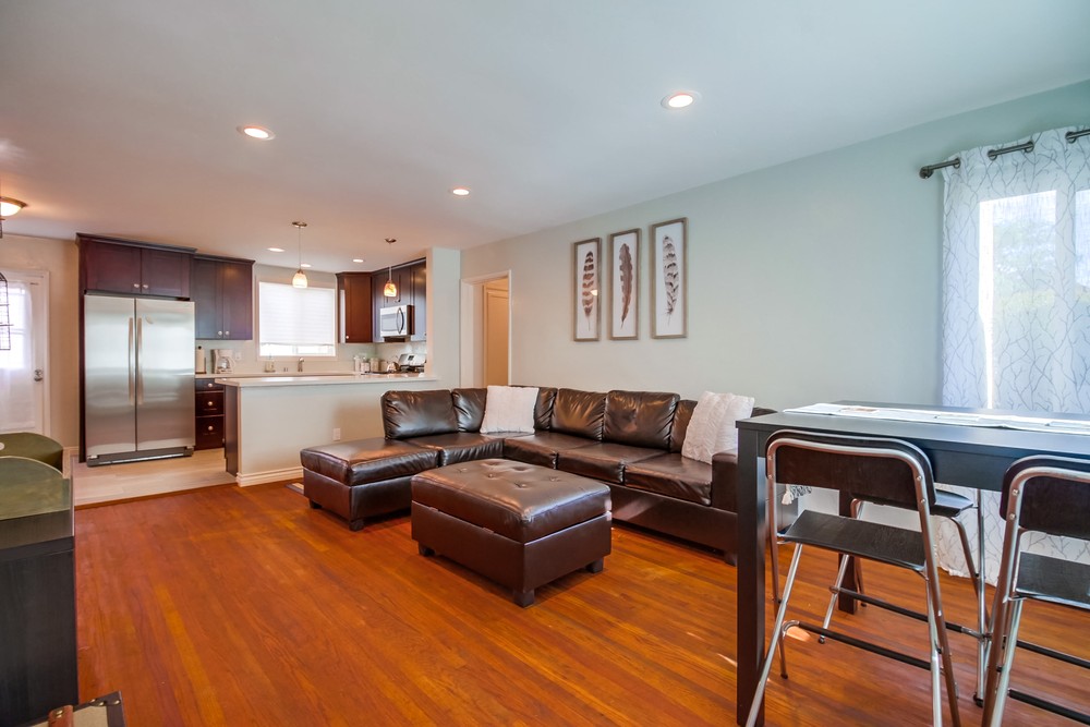 Virtual tour photo 6 of 27 for 4844 Palm Ave