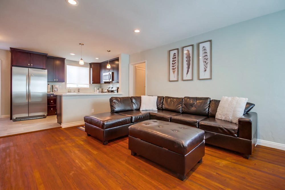 Virtual tour photo 8 of 27 for 4844 Palm Ave