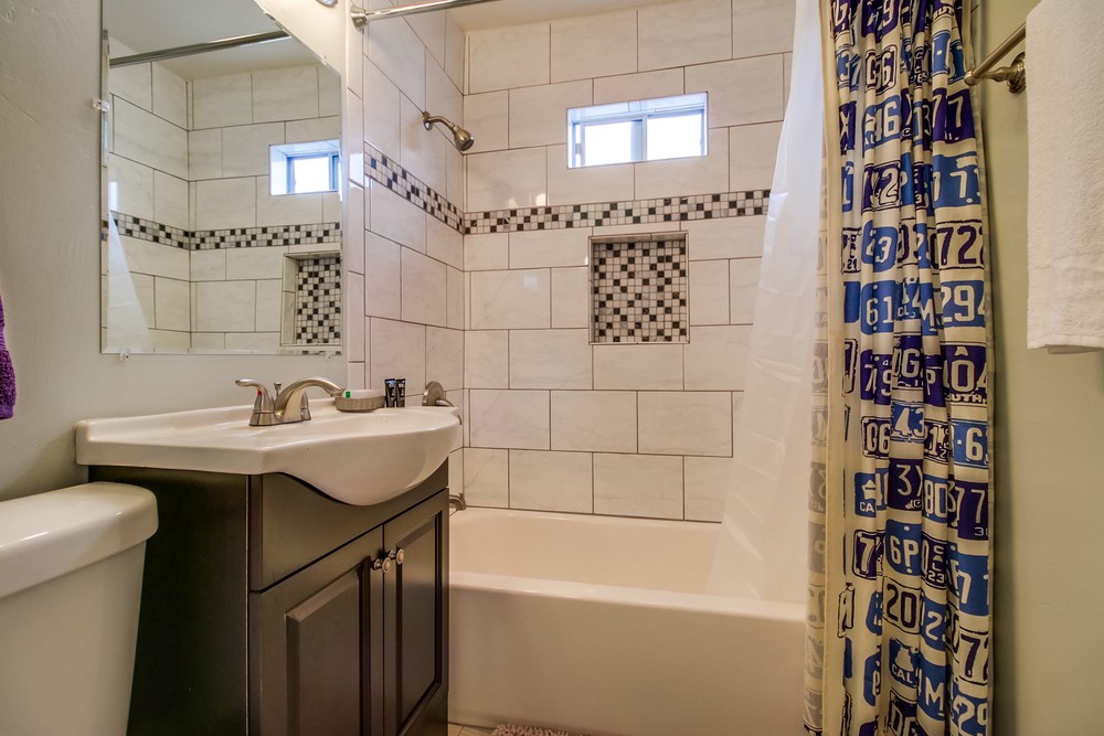 Virtual tour photo 22 of 27 for 4844 Palm Ave