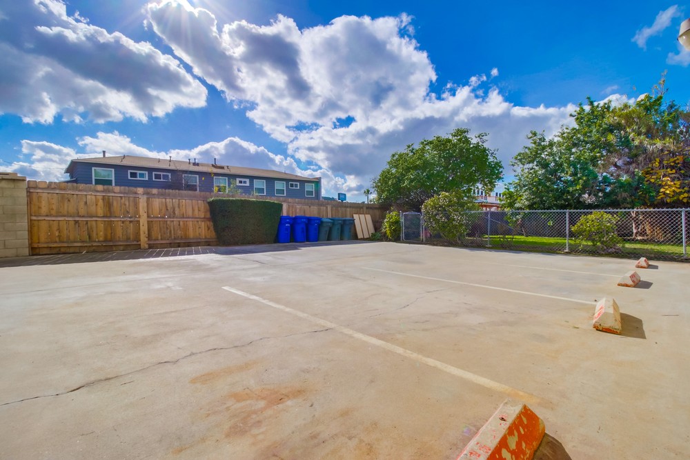 Virtual tour photo 23 of 27 for 4844 Palm Ave