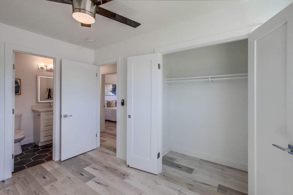 Virtual tour photo 24 of 36 for 4845 Longford St