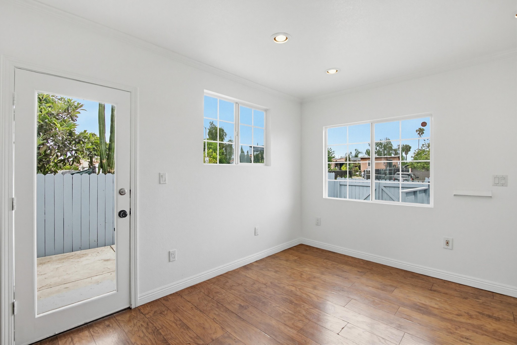 Virtual tour photo 11 of 40 for 4845 Wightman St