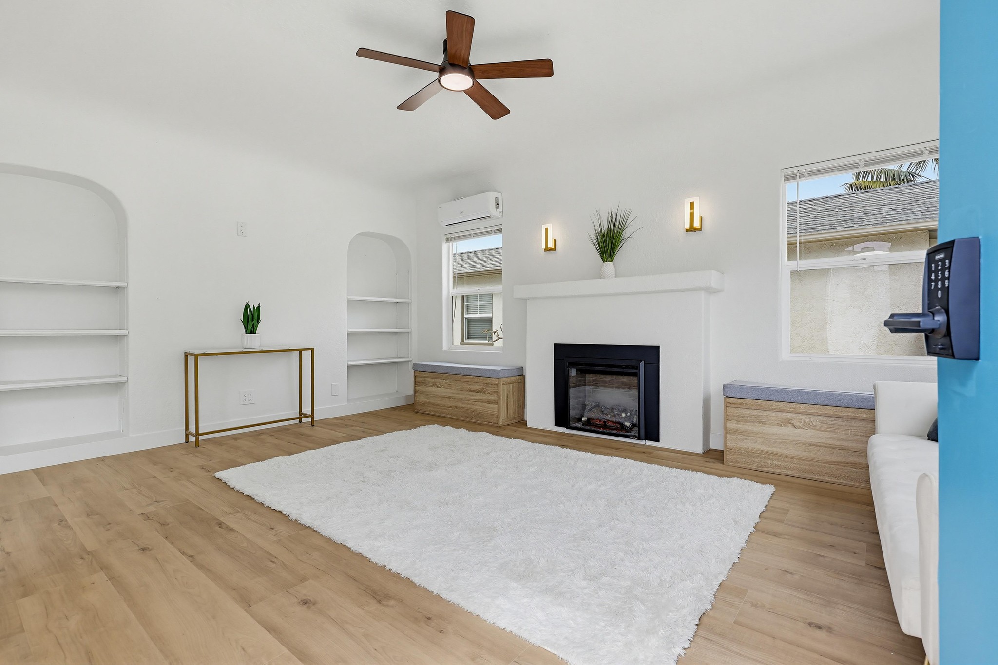 Virtual tour photo 10 of 40 for 4851 Long Branch Ave