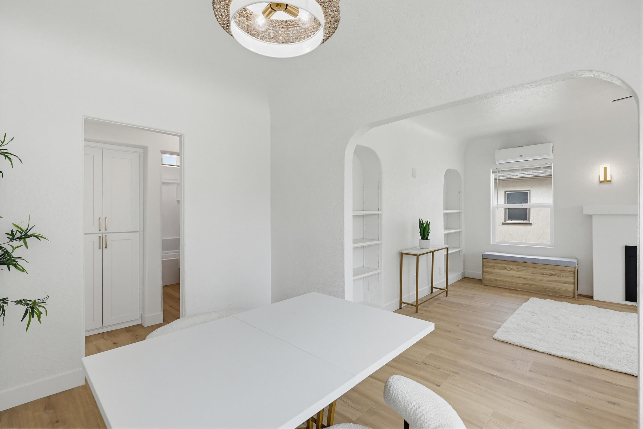 Virtual tour photo 18 of 40 for 4851 Long Branch Ave