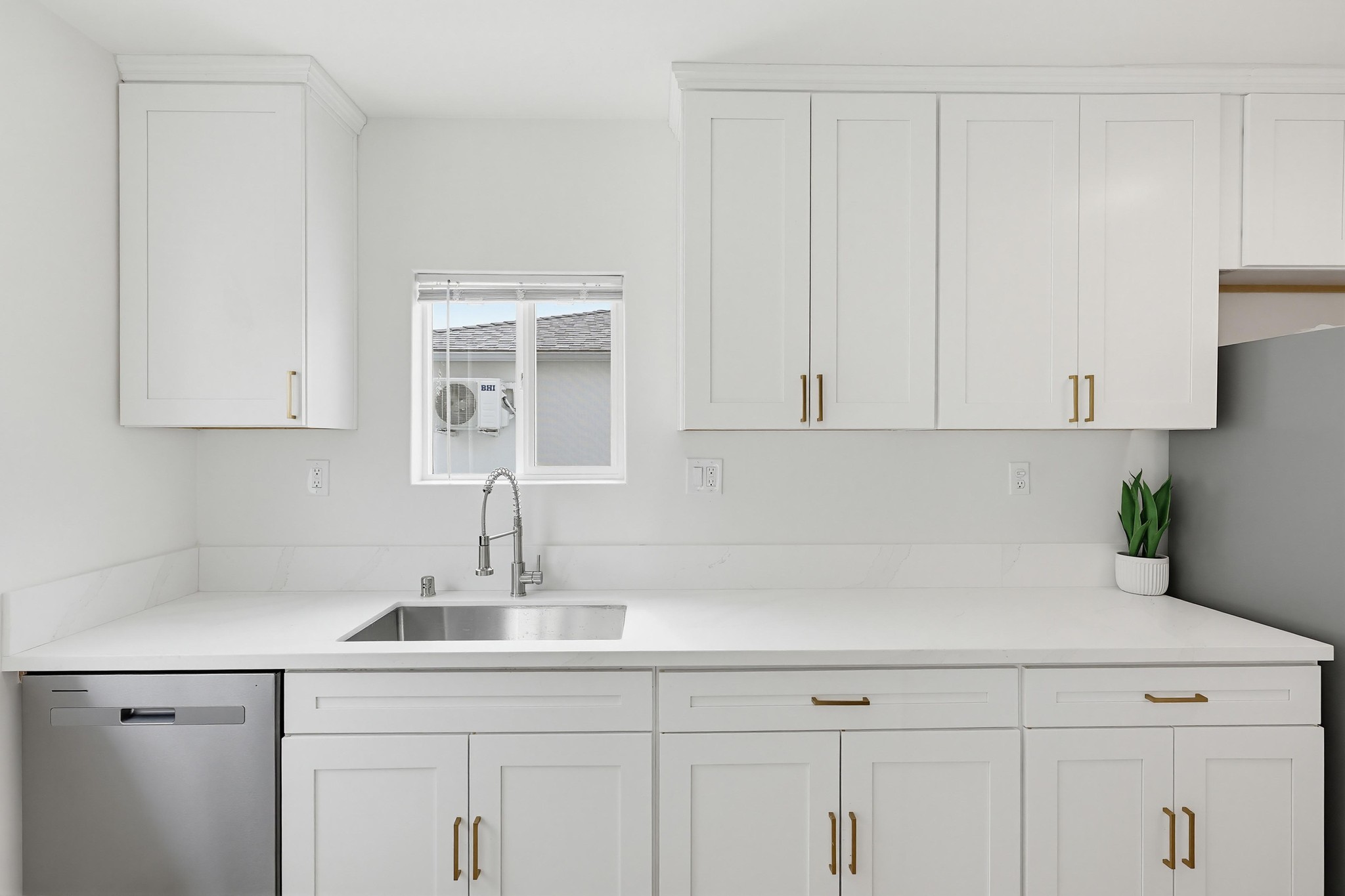 Virtual tour photo 21 of 40 for 4851 Long Branch Ave