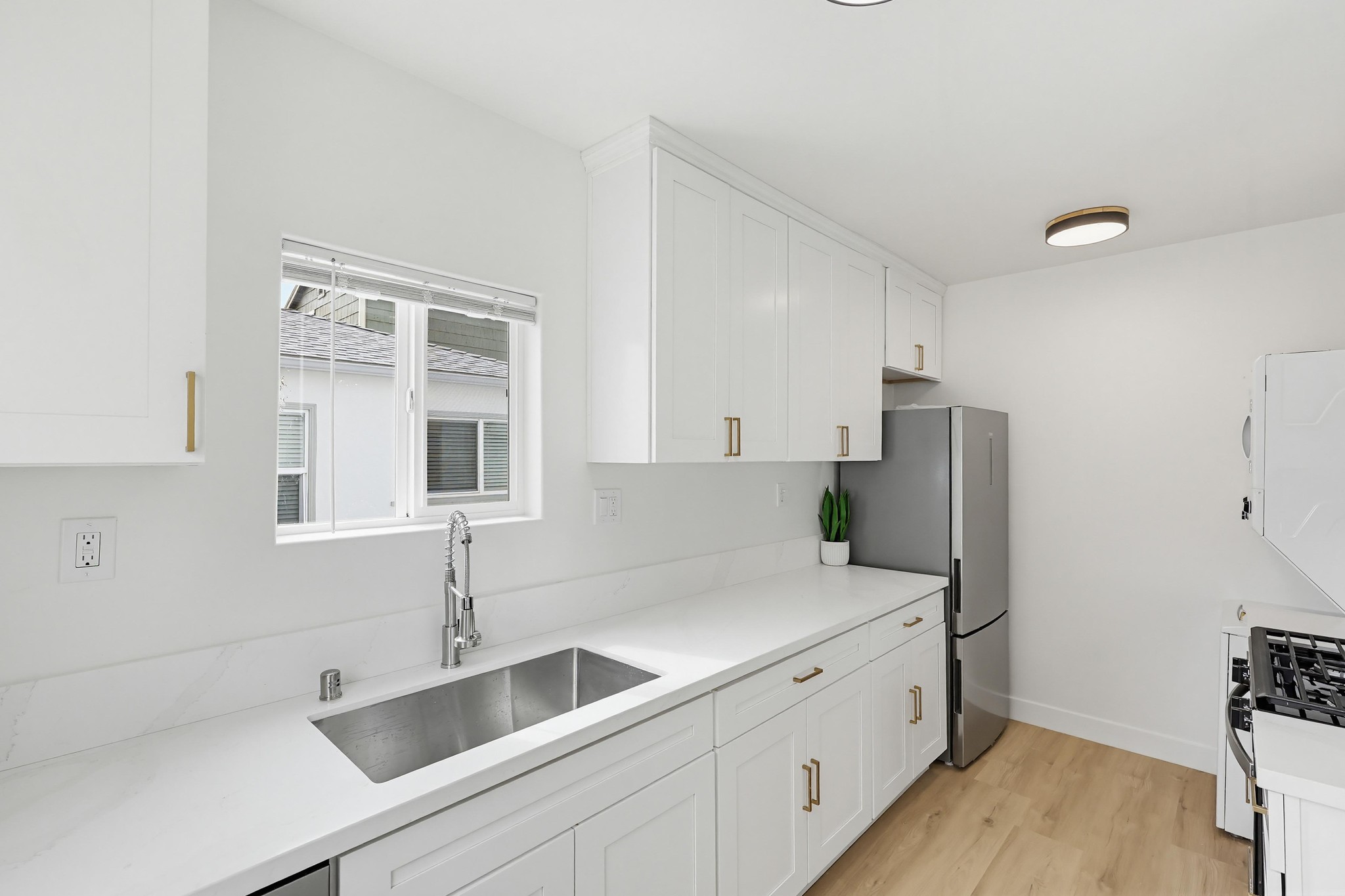 Virtual tour photo 22 of 40 for 4851 Long Branch Ave