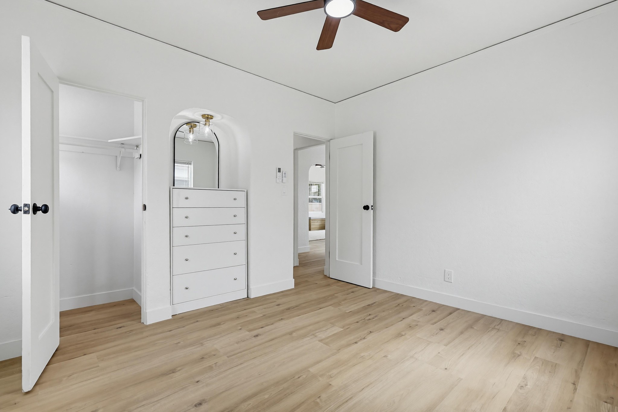 Virtual tour photo 34 of 40 for 4851 Long Branch Ave