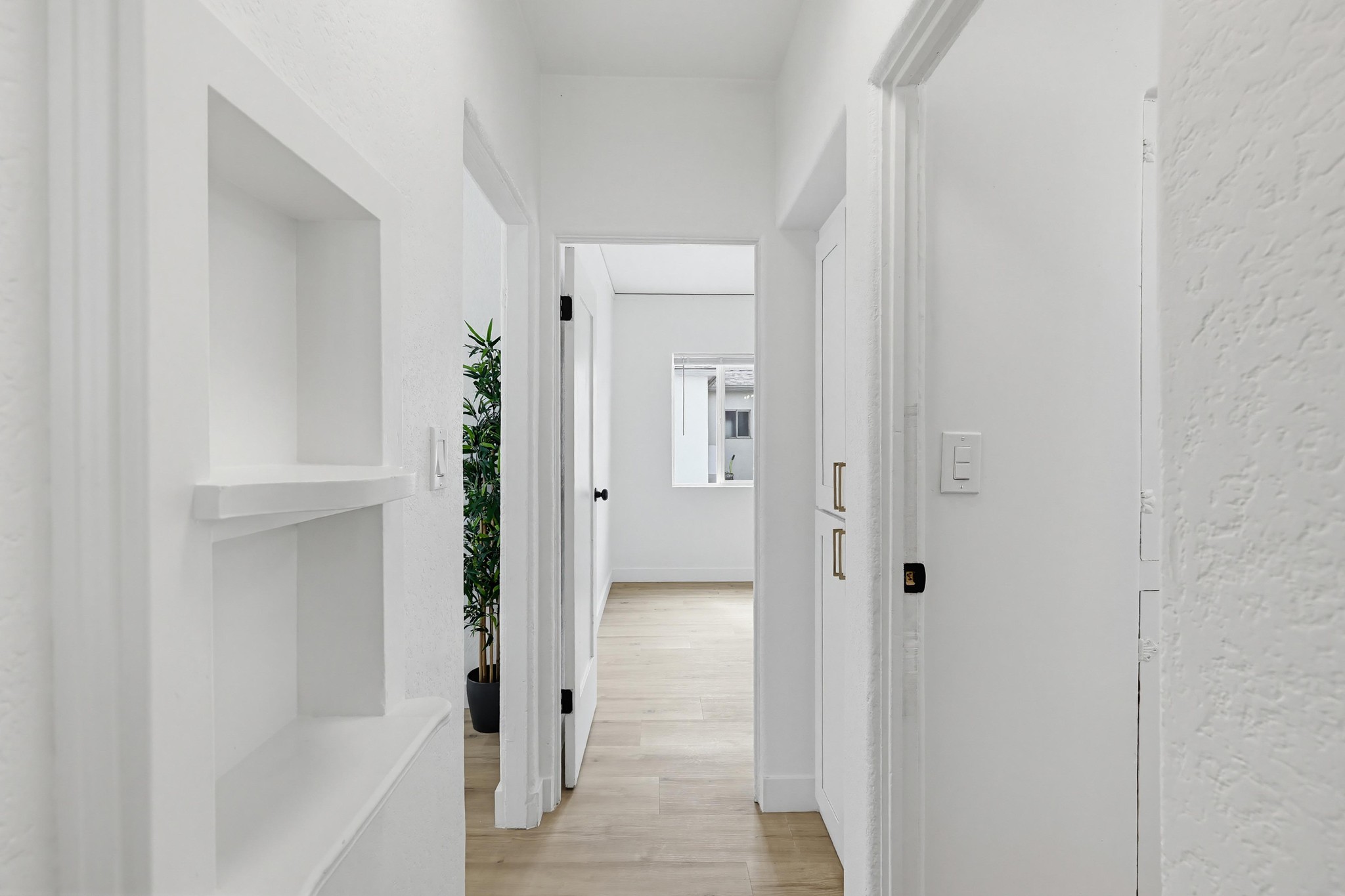 Virtual tour photo 35 of 40 for 4851 Long Branch Ave