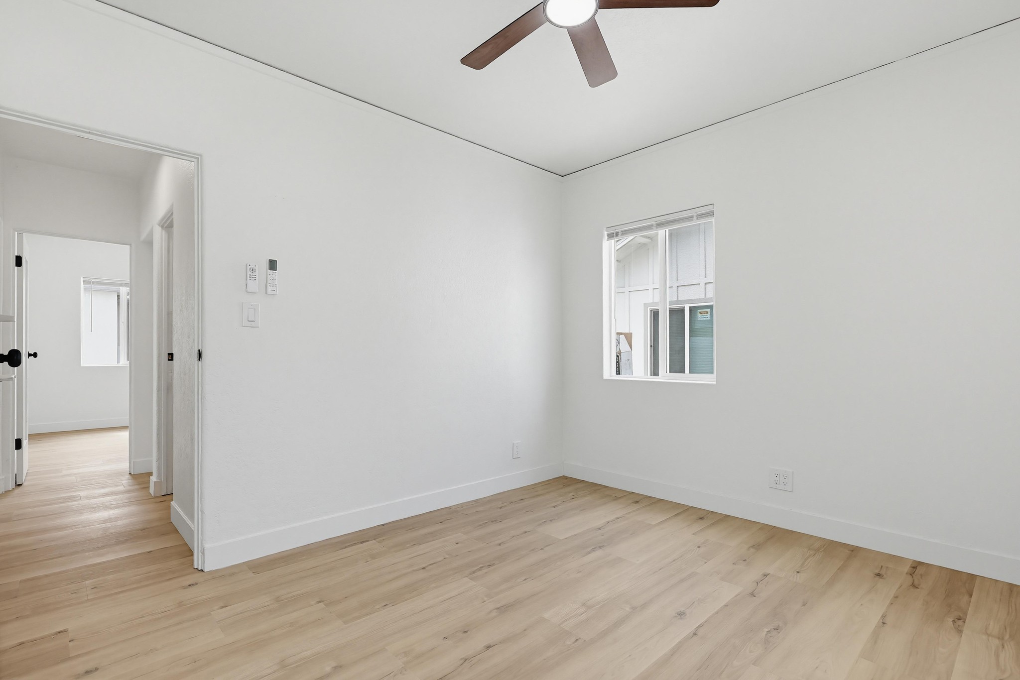 Virtual tour photo 38 of 40 for 4851 Long Branch Ave