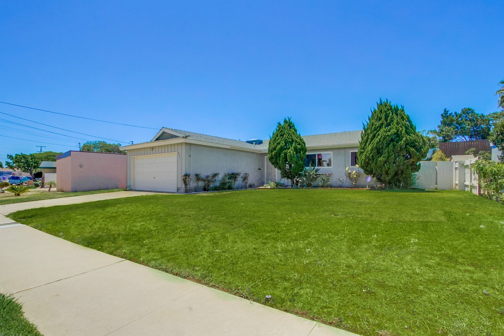 Virtual tour photo 4 of 44 for 4851 Mount La Platta Drive