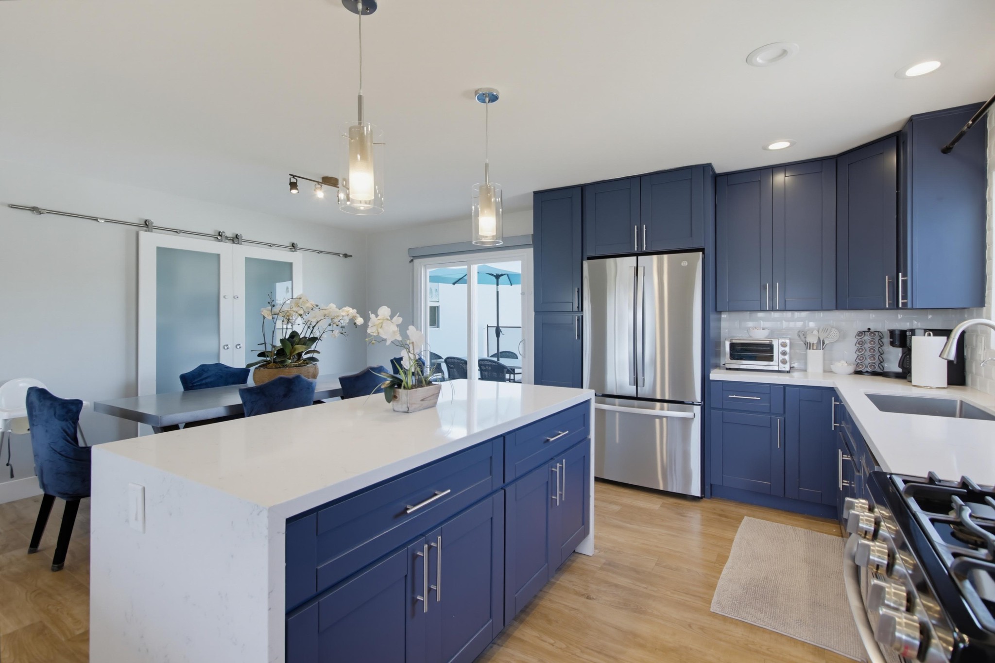 Virtual tour photo 12 of 52 for 4852 Kings Way