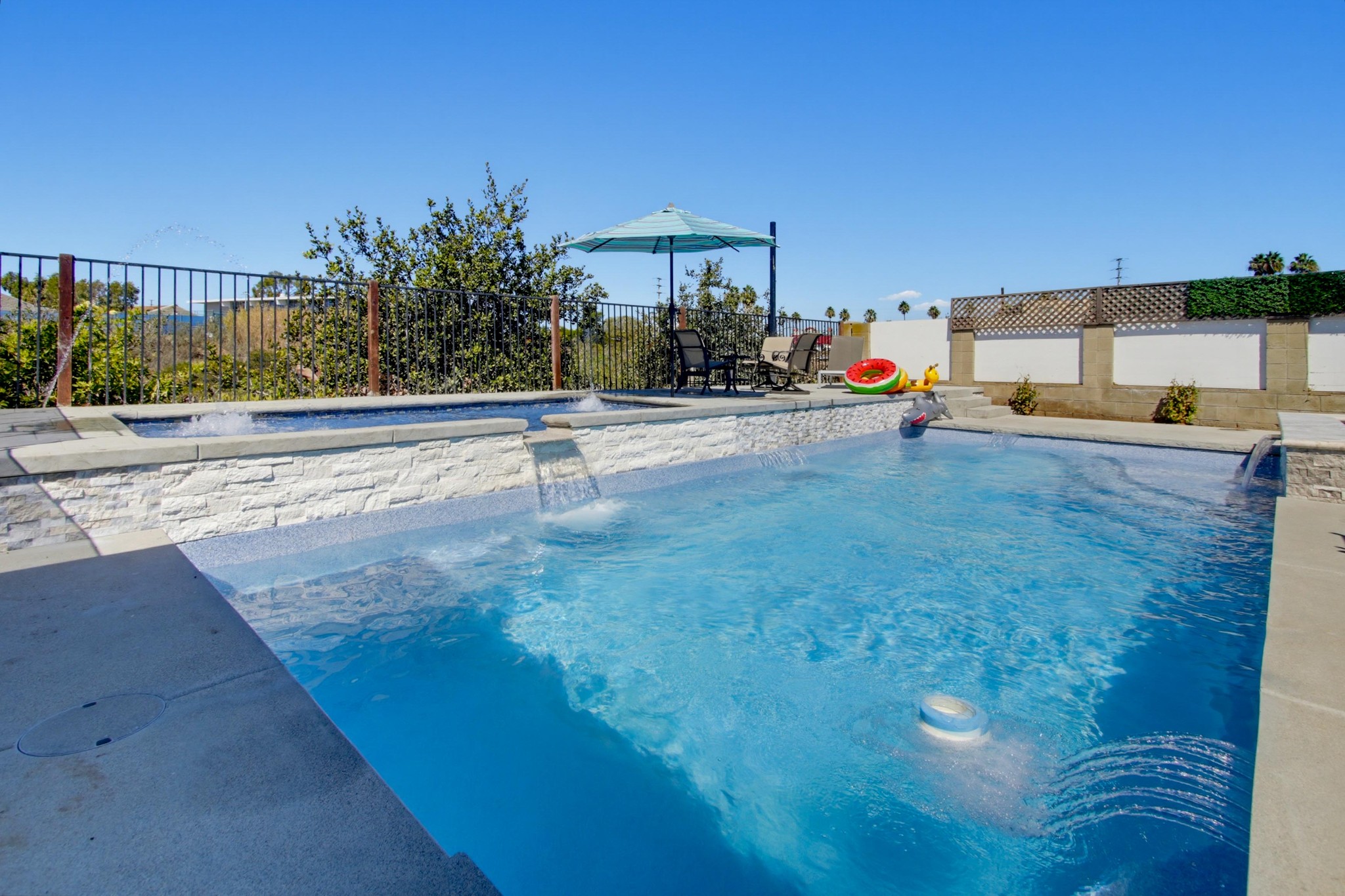 Virtual tour photo 49 of 52 for 4852 Kings Way