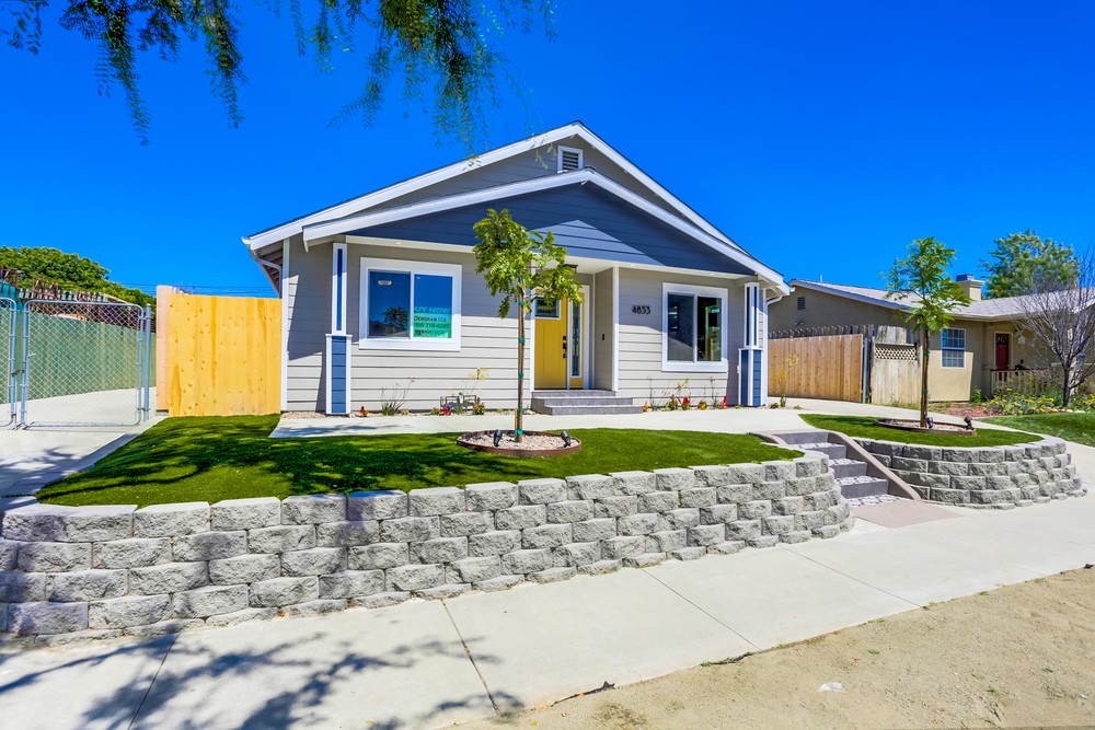 Virtual tour photo 4 of 44 for 4853 33rd St