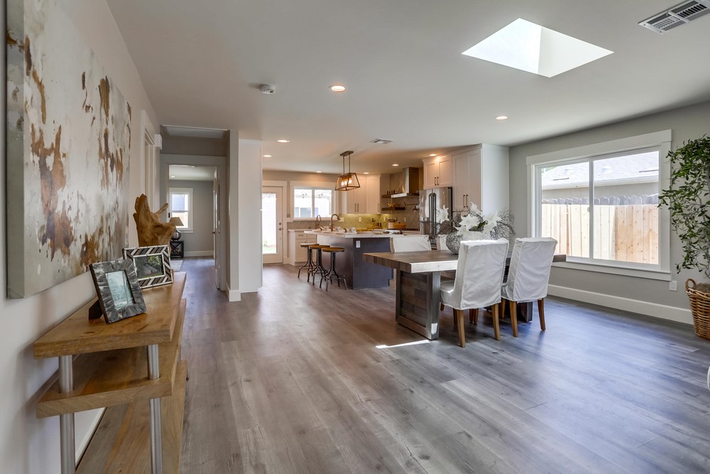 Virtual tour photo 8 of 44 for 4853 33rd St
