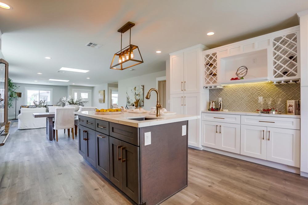 Virtual tour photo 16 of 44 for 4853 33rd St