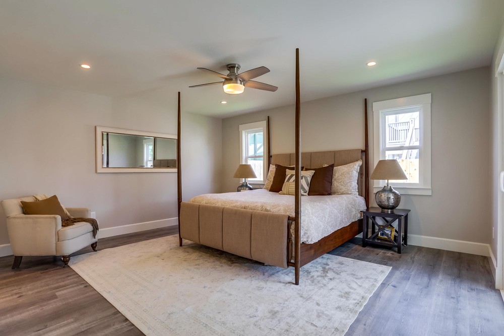 Virtual tour photo 17 of 44 for 4853 33rd St
