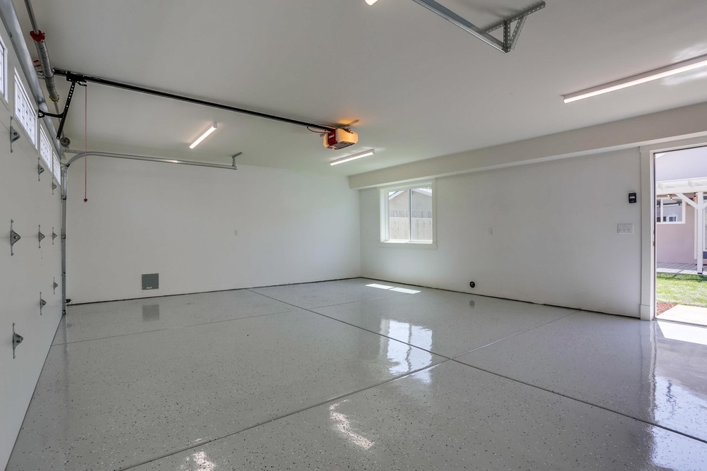 Virtual tour photo 36 of 44 for 4853 33rd St