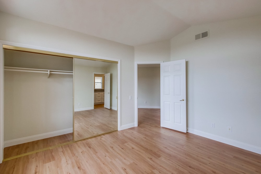 Virtual tour photo 18 of 24 for 4853 Bradshaw Ct